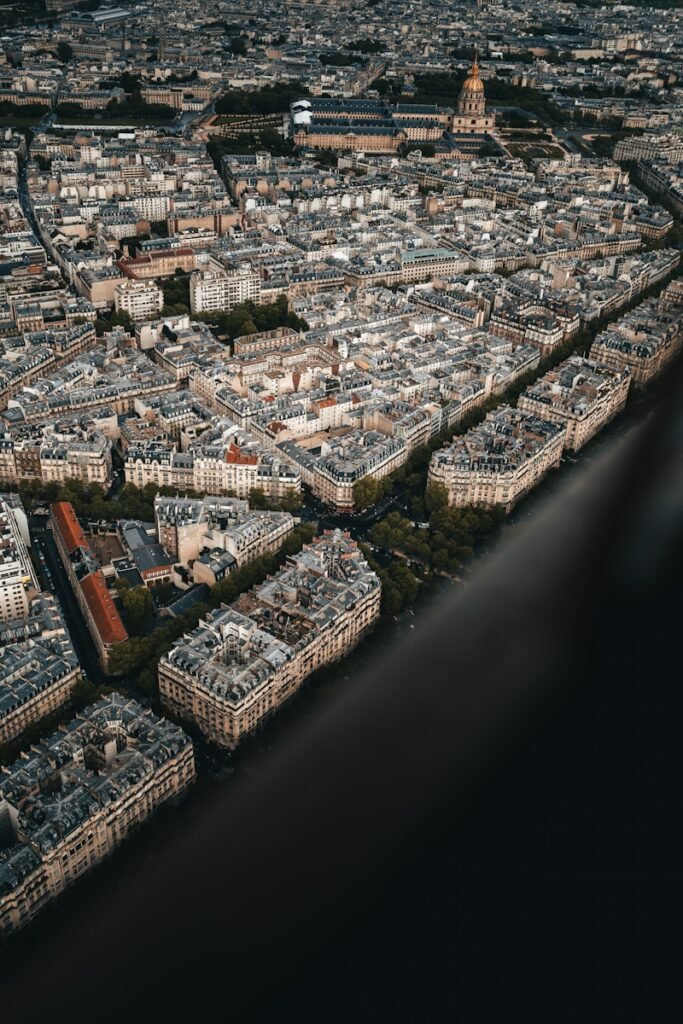Le Quartier Latin
